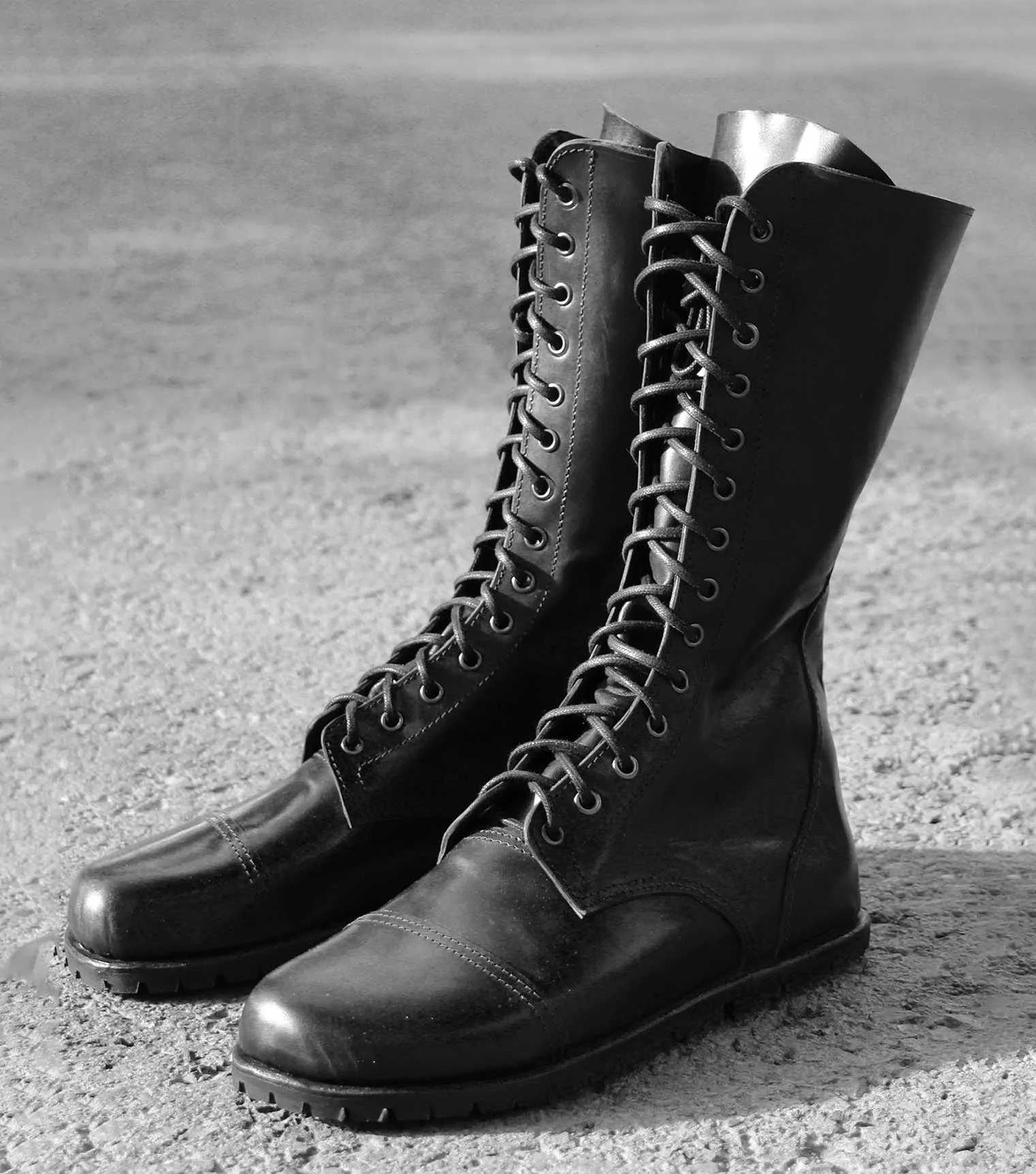 Barefoot Kombat Boots - Spanish Artisan Leathers
