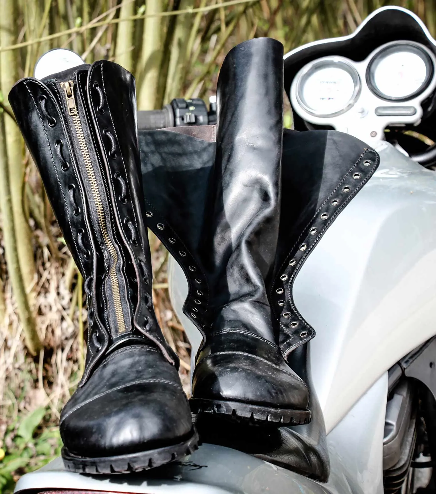 Barefoot Kombat Boots - Spanish Artisan Leathers