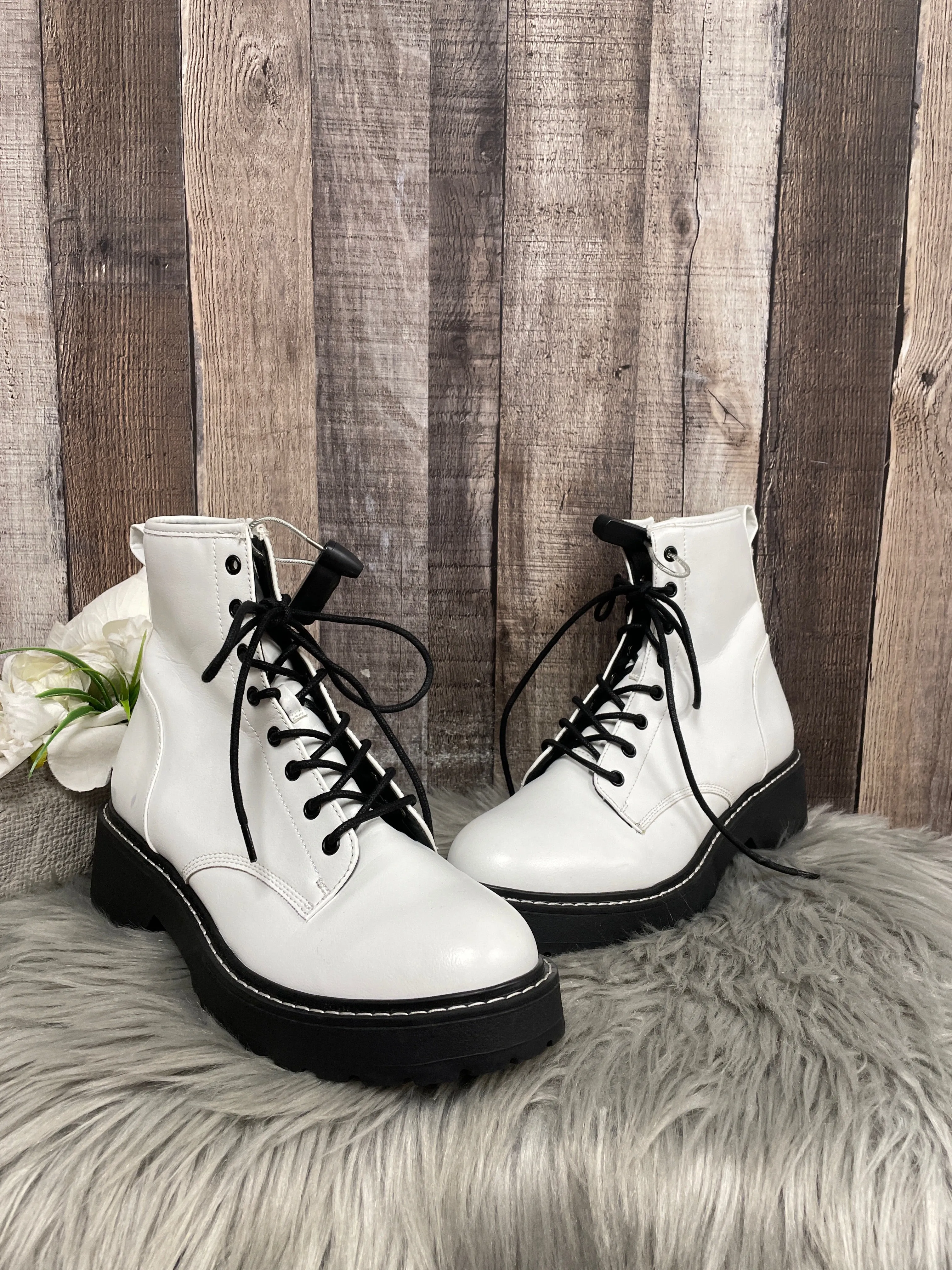 Boots Combat By Madden Girl In White, Size: 10