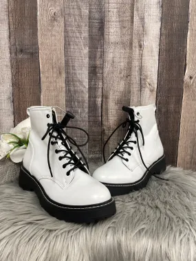 Boots Combat By Madden Girl In White, Size: 10