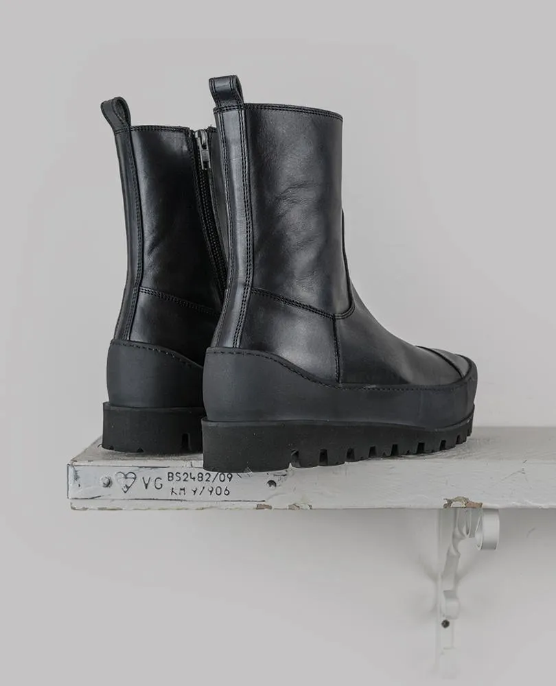 Chunky High-Top Combat Boots