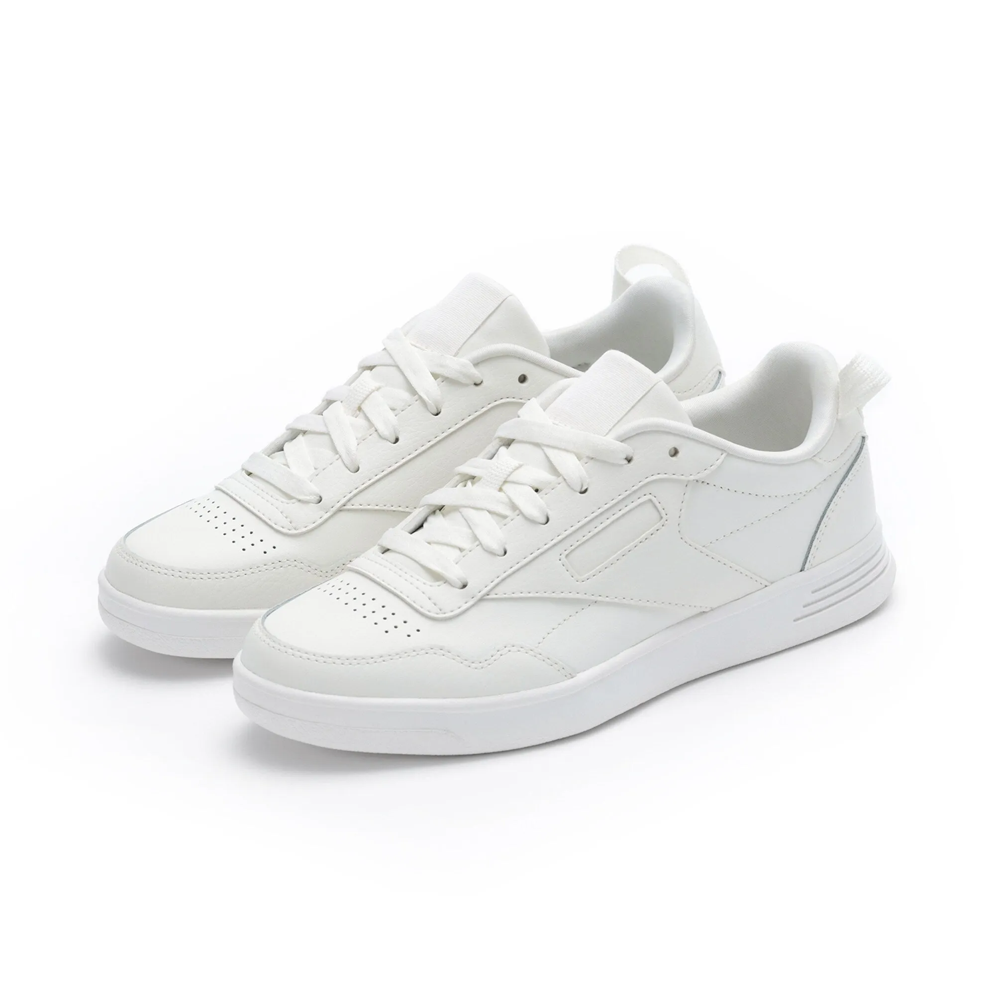 Court Sneakers
