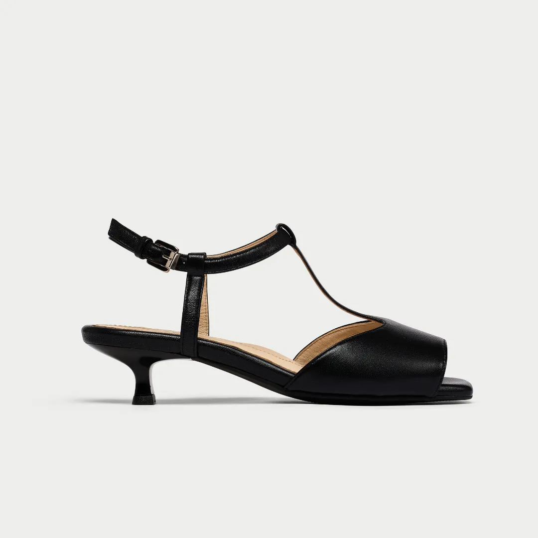 Edith - Black Leather