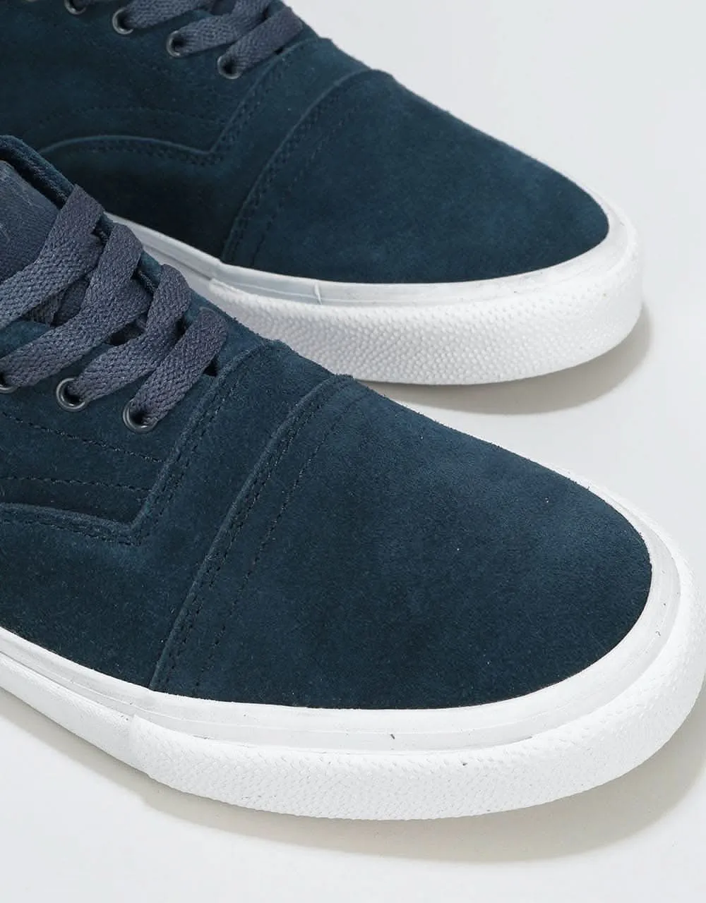 Emerica The Provider Skate Shoes - Navy/White
