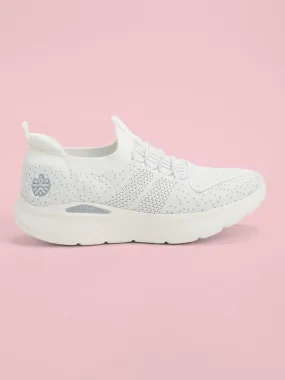 EZ  Fuzzy Women's Walking Shoes - White