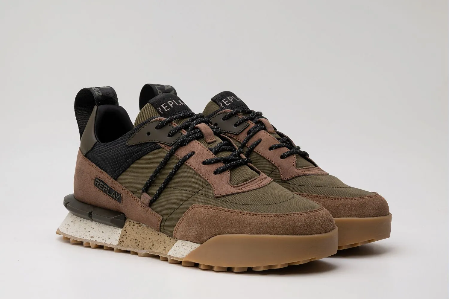 Field Jupiter X Sneaker*
