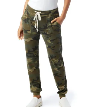 Long Weekend Jogger in Camo | Camo