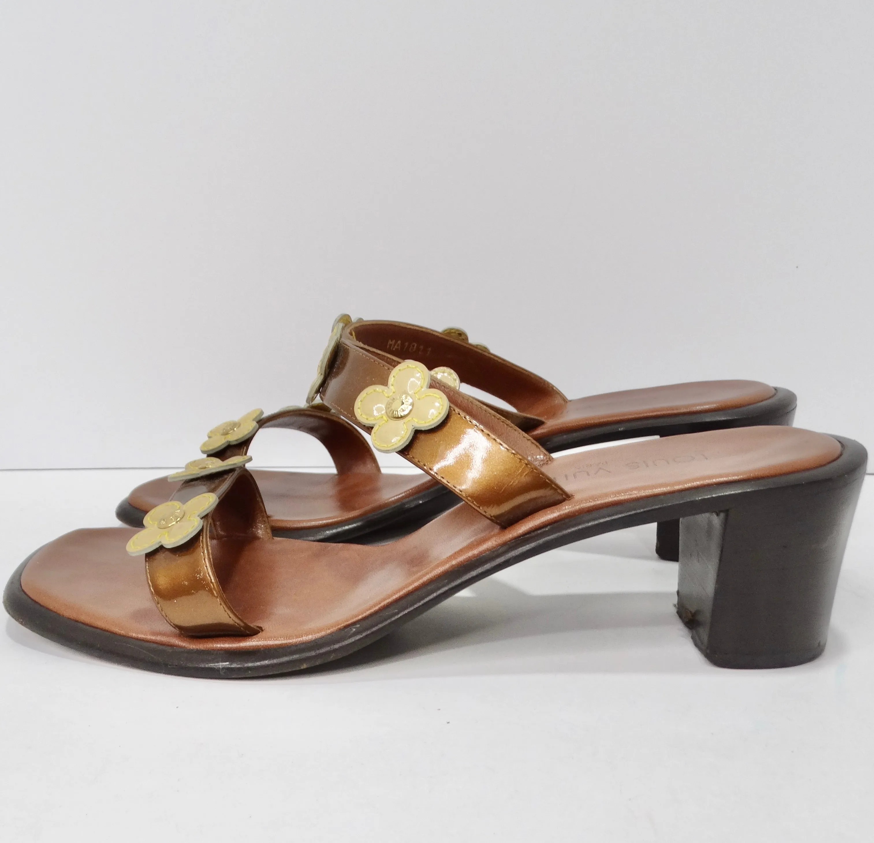 Louis Vuitton Patent Leather Flower Heels