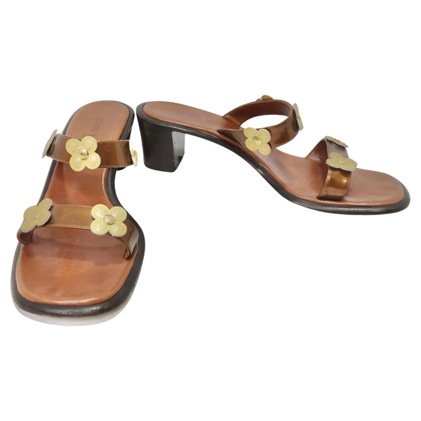 Louis Vuitton Patent Leather Flower Heels
