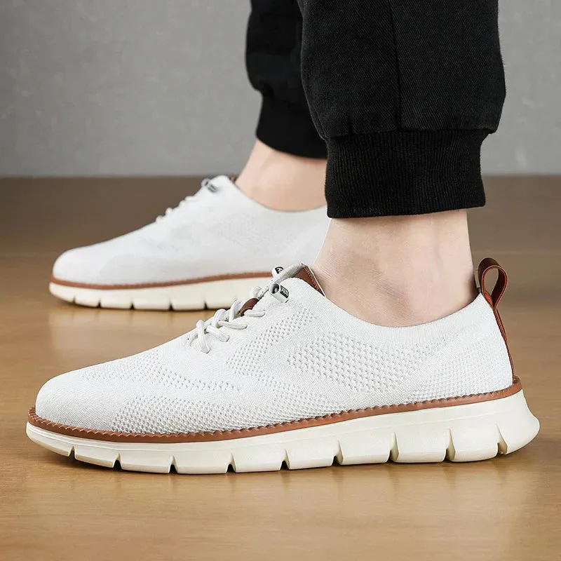 Maverick | Men's Walking Shoes