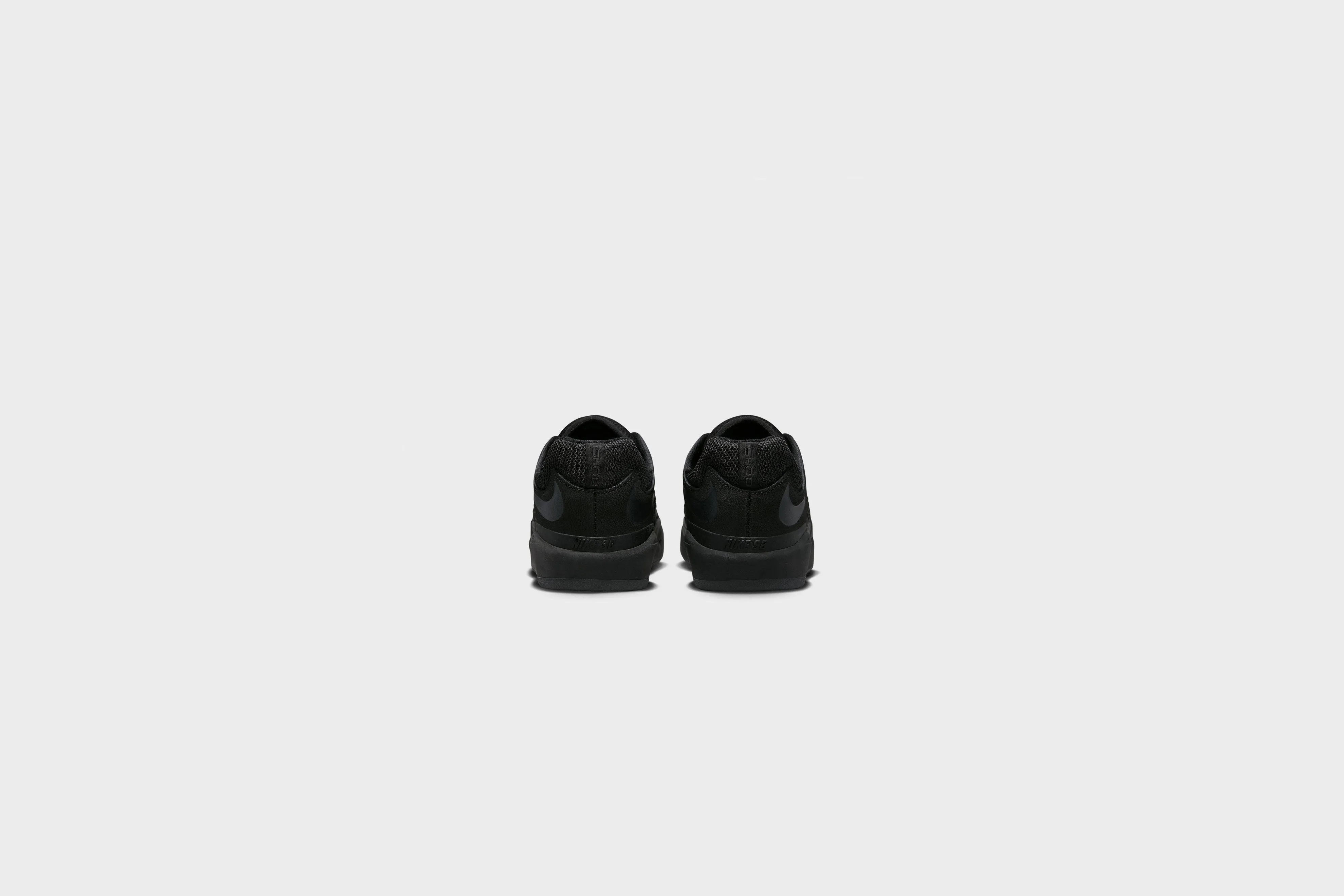 Nike SB Ishod PRM L (Black/Black-Black-Black)