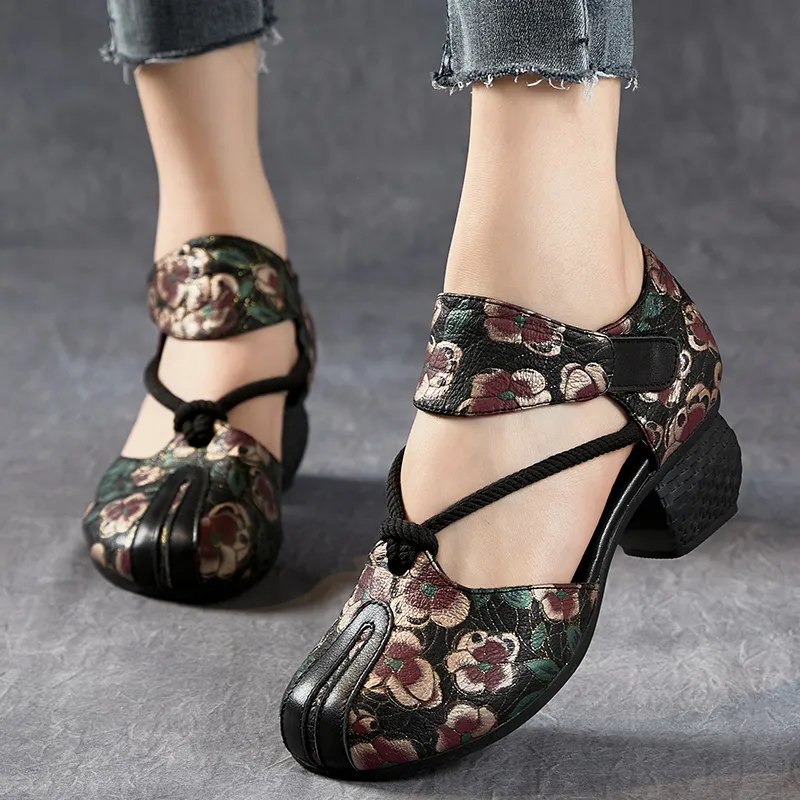 USS Shoes Amarantha Women's Sandals Summer Print